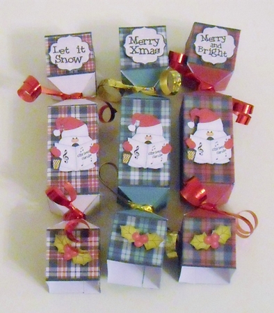 3D Christmas Cracker Boxes Tartan Snowball Sam goes Carol Singing by Pam Stubley