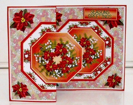 Poinsettia Wreath No Hole Foldback by Pam Stubley