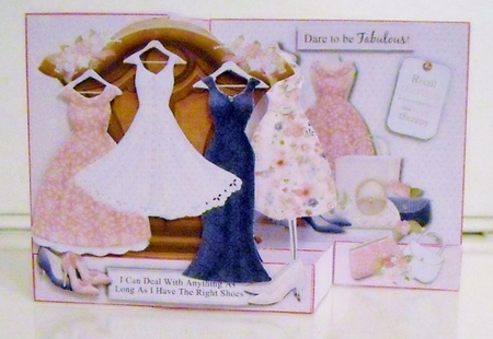 Z Fold Looking Fabulour including Template by Pam Stubley