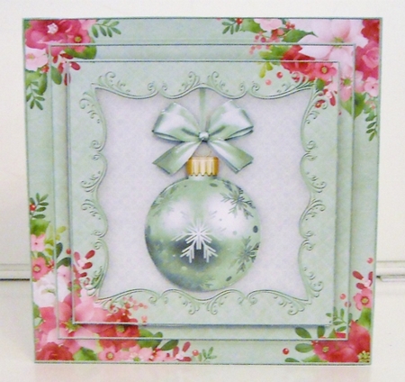 Gorgeous Green Bauble Mini Kit by Pam Stubley