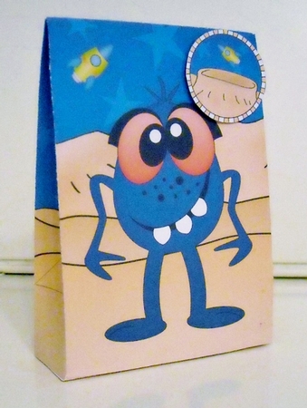 3D Gift Bag Mini Kit - Cute Alien Aeso by Pam Stubley