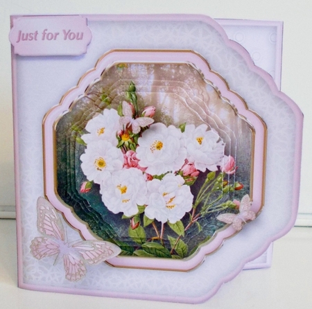 Vintage Posy - Cut Corners Card Mini Kit by Pam Stubley