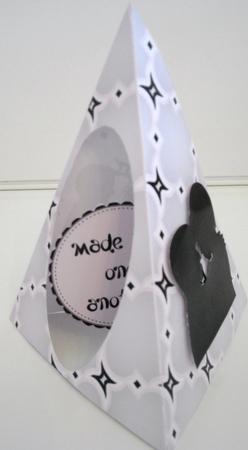 Couples in Love Silhouettes Triangle-dangle Quick Card by Pam Stubley
