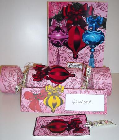 Christmas Bauble Cracker Kit by Pam Stubley