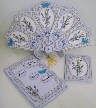 3D Floral Fan Card Bluebells with Stand, Gift Card N Box by Pam Stubley