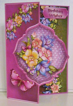 Pretty Flora Offset Fold Card Mini Kit by Pam Stubley