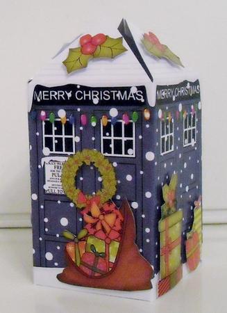 3D Christmas Police Box Rubber Band Pop Up Card by Pam Stubley