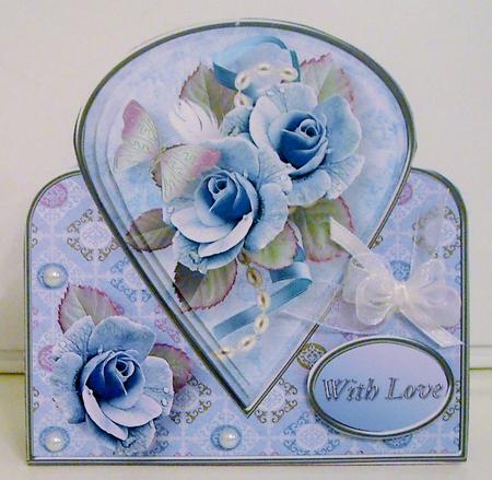 Blue Roses Stand-up Pyramid Card Mini Kit by Pam Stubley