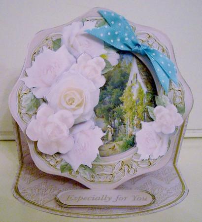 Vintage Village Octagon Frame Easel Card Mini Kit by Pam Stubley