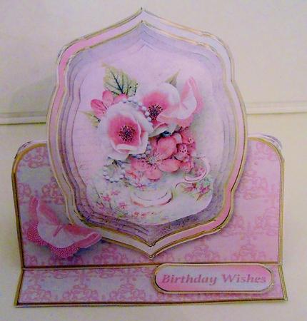 A Cupful of Flowers Pyramid Easel Card Mini Kit by Pam Stubley