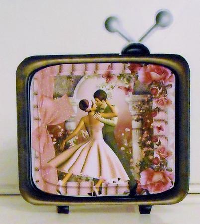 Retro the Couple Television Shaped Card Kit by Pam Stubley