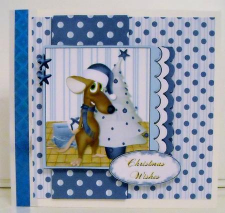 Three Scallop Layers - Shy Christmas Mouse by Pam Stubley