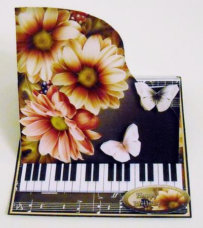 Piano Easel Card Soft Black 748 by Pam Stubley
