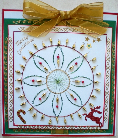 Ed098 Christmas Mandala by Pamela Horton