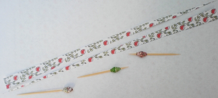 CHRISTMAS BERRIES BACKGROUND: A4 Christmas Background Paper, With Commercial Use by Pamela Horton