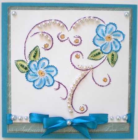 ED196 Floral heart by Pamela Horton