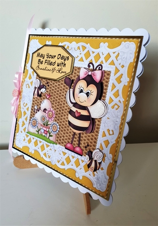 Yellow bee card front by Pat Mottram