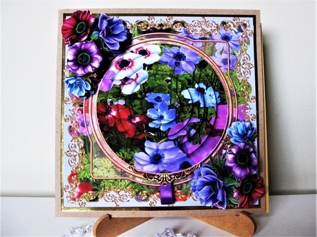 Secret Greeting - Anemonies by Pat Mottram