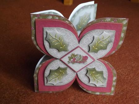 Spirit of the Season Quad Petal Shaped Fold Card Kit by Paul Mawhinney