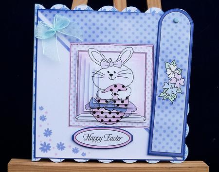 Little Easter Bunny Quick Card with Pyramage Topper by Pauline Worthington