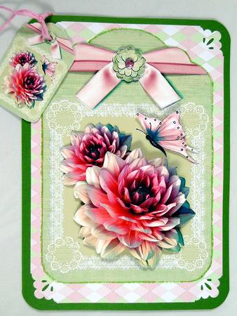 Dahlia on Green by Peggy Stogdill