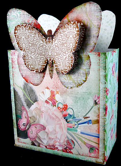 Butterfly - Shape Pinchbag 130 by Peggy Stogdill