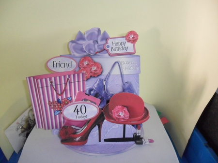 Giant Easel Tableau 3D Card Kit - Lady Loves to Shop by Nicola Busuttil