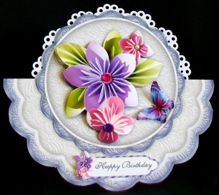 Origami Flowers Scallop Edge Wobble Card by Rae Trees