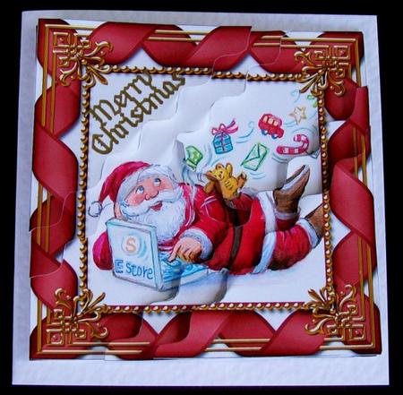 E-shop Santa 5in Scallop Triangle Corner Stacker by Rae Trees
