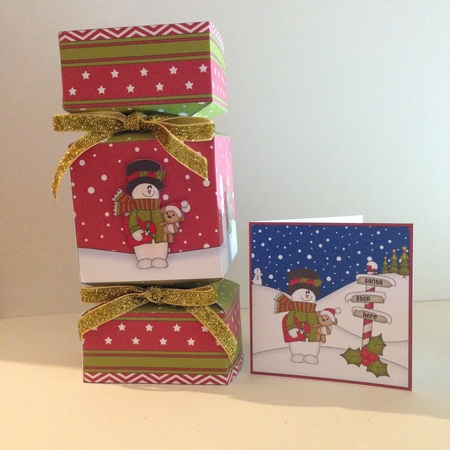3D Large Christmas Cracker Box -  Snowman Rio has a Heart by Roseanna Miles