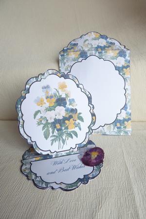 Floral 8 Pretty Edge Easel Card Kit by Rosina Walker