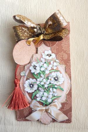Cream Floral, Gift Envelope with 4 Topper Embellishments by Rosina Walker