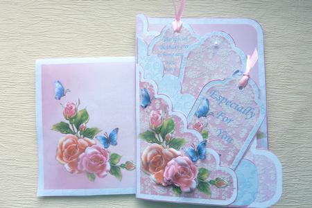 Rosy Glow Scallop Pocket Card Kit by Rosina Walker