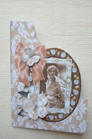 Shape Card Vintage Lady Over the Edge by Rosina Walker