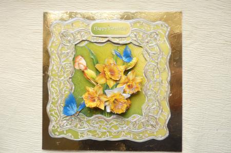 Daffodil Posy Wavy Edge Card Mini Kit by Rosina Walker