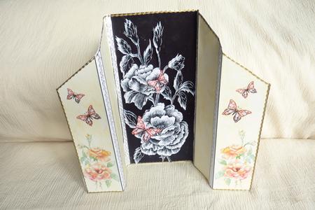 Theatre Fold Yellow Roses with Black and White Interior by Rosina Walker