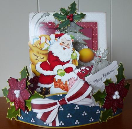 Totally 3D Santas Coming with Instructions by Ruth Taylor