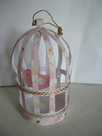 Birdcage Daisy by Sabrina Eeles
