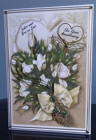 Cream Rose Hearts Bouquet, Heart Pyramage Sheet by S. Corbey