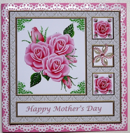 6 x 6 floral card topper with t.bag folded medallion by Selina Dittmann