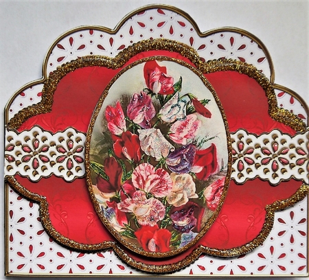 Sweet Peas Em Anglaise Scalloped 3D Decoupage Card Kit by Selina Dittmann