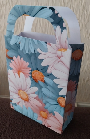 Pastel daisies gift bag 5 by Sharron Hylton