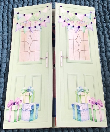Green Gatefold With Balloons & Peppa Pig (FIVE) by Sharron Hylton