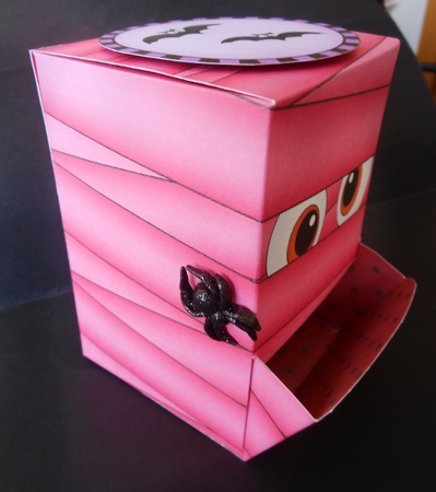 3D Fun Halloween Dispenser Box Mini Kit - Mummy Zelda by S.Elisabet Osborn Wright