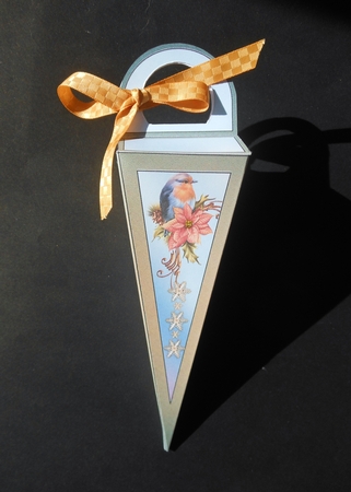 Icicle Box- Christmas #8 -( No text) by S.Elisabet Osborn Wright