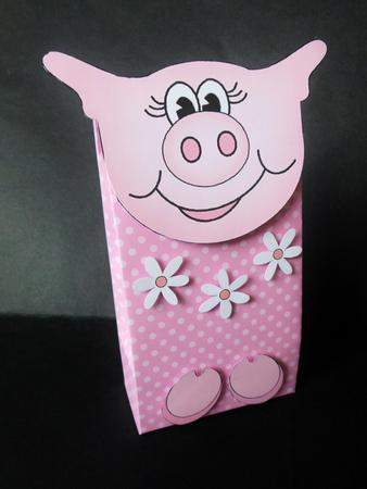 3D Zoe Piggy Cute Character Gift Bag Mini Kit by S.Elisabet Osborn Wright