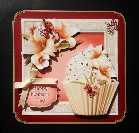 Ivory Lilies Cupcake Mini Kit by S.Elisabet Osborn Wright