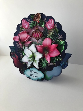 Christmas Amaryllis Scallop Shaped Wobble Card Mini-Kit by Sheryl Tully