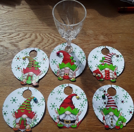 WINE GLASS TAGS CHRISTMAS GNOMES GNOME by Shirley Taylor