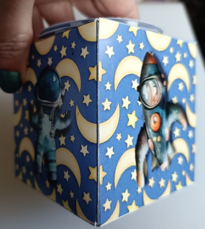 Spaceman/Astronaut Gatefold card, Envelope and 3 inch Box Project Kit by Shirley Taylor
